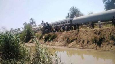Названа причина столкновения поездов в Египте, в котором погибли 32 человека