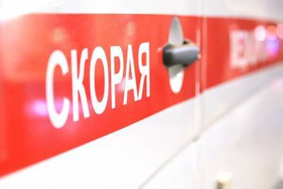 Рабочий сорвался с эстакады и упал на трамвай на северо-востоке Москвы