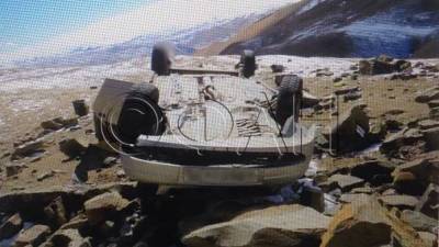 Четыре человека погибли в горах Дагестана после падения автомобиля в обрыв со 100 метров
