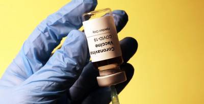 Можно ли людям с ВИЧ вакцинироваться против коронавируса