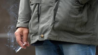 Нарколог предупредил о передаче тяги к курению по наследству