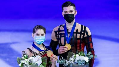 Тренер Москвина прокомментировала триумфальную победу Мишиной и Галлямова на ЧМ-2021