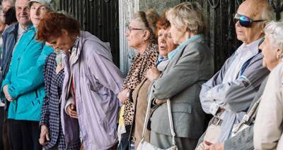 Тысячи пенсионеров в Латвии недополучили примерно по две тысячи евро