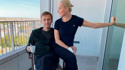 Кремль не будет реагировать на просьбу Юлии Навальной отпустить ее мужа