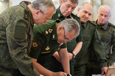 Россия перебрасывает в Крым десантников-штурмовиков