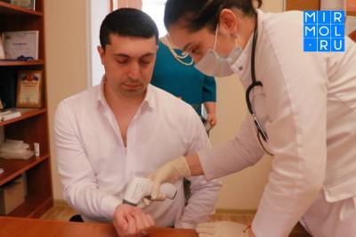 Камил Саидов прошел вакцинацию от COVID-19
