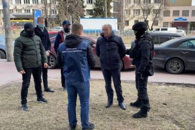 На Киевщине налоговый инспектор требовал взятку в 400 тысяч