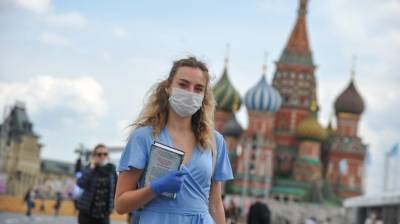 Минздрав заявил о снижении заболеваемости COVID-19 в России