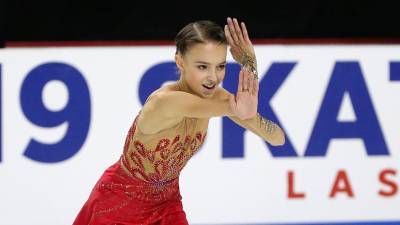 Щербакова стала чемпионкой мира по фигурному катанию