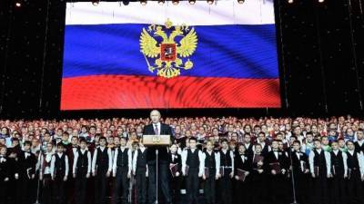 Путин восхитился талантом 15-летней певицы из Благовещенска