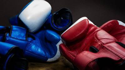 Легендарный боксер Оскар Де Ла Хойя вернется на ринг в июле