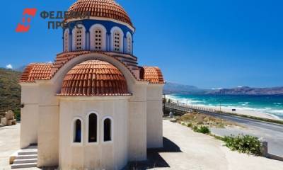 Власти Греции назвали дату открытия границ для туристов