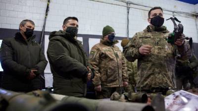 СМИ: Зеленский призвал украинцев готовиться к партизанской войне