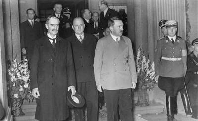 La Vanguardia (Испания): на какую Нобелевскую премию номинировали Адольфа Гитлера?