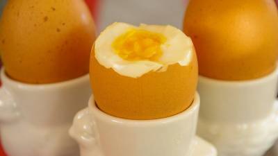 Диетолог объяснил, чем могут быть опасны яйца для здоровья