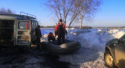 Под Ярославлем уплывших на льдине детей сдали в полицию. Видео