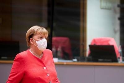 Германия отгораживается от соседей на фоне взлета пандемии