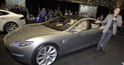 Назад в будущее. Что писали в СМИ о Tesla Model S, дебютировавшей 12 лет назад