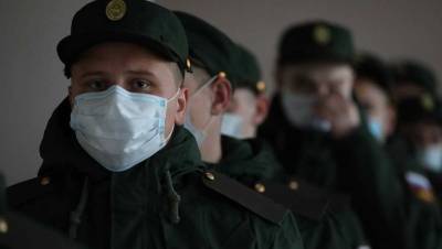 В Ленобласти командиров призывников вакцинируют от COVID-19