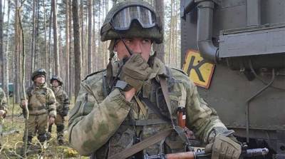 На полигоне Брестский проходит тактическое учение белорусских десантников