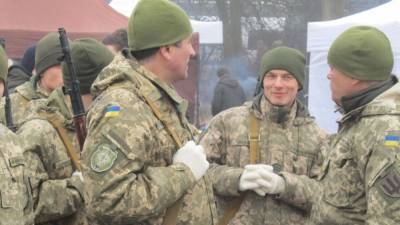 В Госдуме заявили, что Зеленский погружает Украину в "милитаристский психоз"