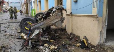 В Колумбии взорвался заминированный автомобиль между зданиями мэрии и полиции