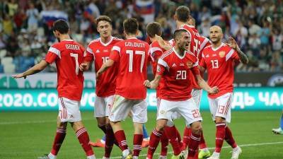 Сборная России по футболу переиграла Словению в Сочи