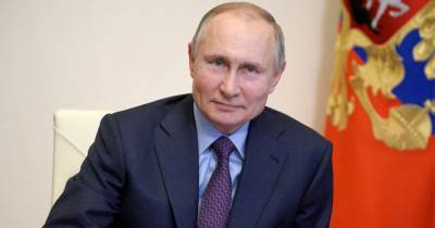 Путин после вакцинации положил перед сном градусник на тумбочку