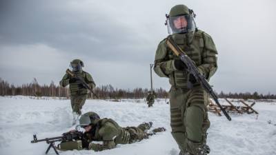 Военные инженеры провели учения на аэродроме дальней авиации в Саратовской области