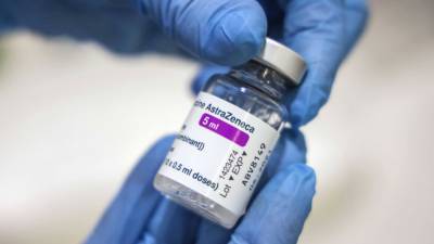 Между ЕС и Британией разгорелся скандал из-за поставок вакцины от коронавируса