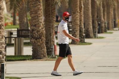 Мазепин - про квалификацию "Гран-при Бахрейна": "У меня возникли проблемы с тормозами"