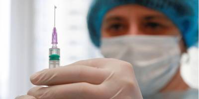 Тернопольская область получила от ОП «последнее предупреждение» за вакцинации вне очереди