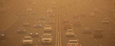 В Пекин пришла вторая за 2 недели песчаная буря