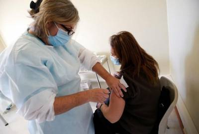 В Украине получили прививки от коронавируса еще 4 616 человек