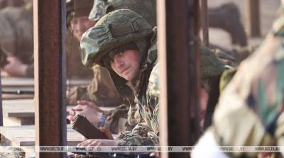 ФОТОФАКТ: На полигоне Брестский проходит тактическое учение белорусских десантников