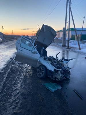 Автобус с подростками попал в аварию в Свердловской области