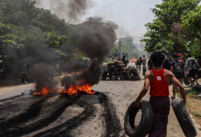 «Кровавая суббота» в Мьянме: погибли более 100 человек (ФОТО)