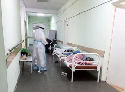 Ковидный коллапс в Киеве: мест в больницах больше нет