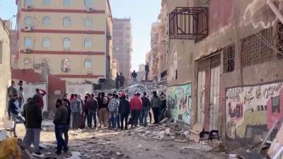 Число погибших при обрушении дома в Каире возросло до 25
