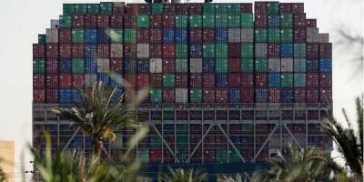 Разблокировка Суэцкого канала: президент Египта приказал разгружать контейнеровоз Even Given