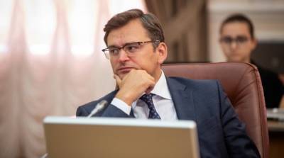 Кулеба предложил Макрону склонить Путина к переговорам по Донбассу