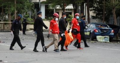 В Индонезии террористы устроили взрыв в церкви на Вербное воскресенье (ВИДЕО)