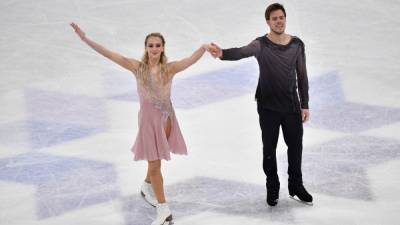 Российские фигуристы впервые за много лет взяли золото в танцах на льду