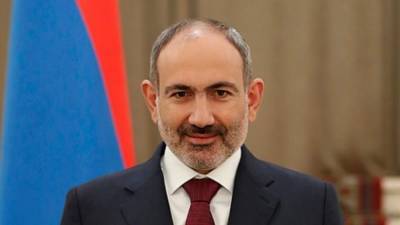 Пашинян объявил об уходе в отставку в следующем месяце
