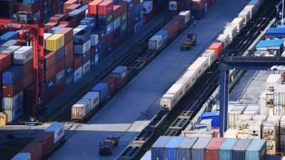 FT: Китай увеличил объёмы перевозок по железным дорогам через Россию