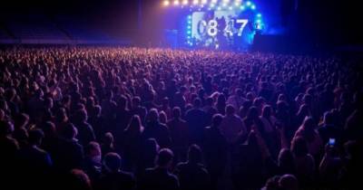 COVID-эксперимент: в Барселоне провели концерт для 5 тысяч человек