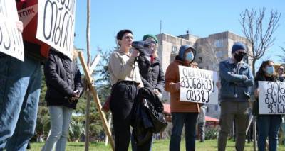 Жители опасной оползневой зоны Тбилиси провели акцию протеста