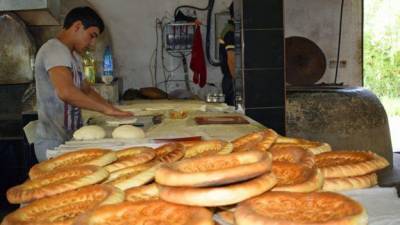 Узбекские «подпольщики» накормили Одессу хлебом