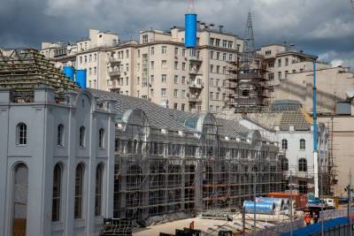 Крыши трех исторических зданий отремонтируют в Даниловском районе столицы