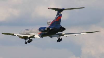 Самолет из Москвы совершил аварийную посадку в аэропорту Краснодара